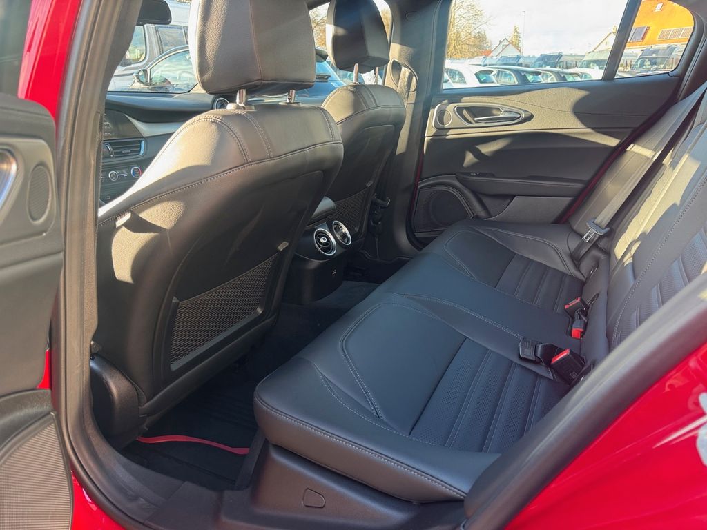 Alfa Romeo Giulia 2024