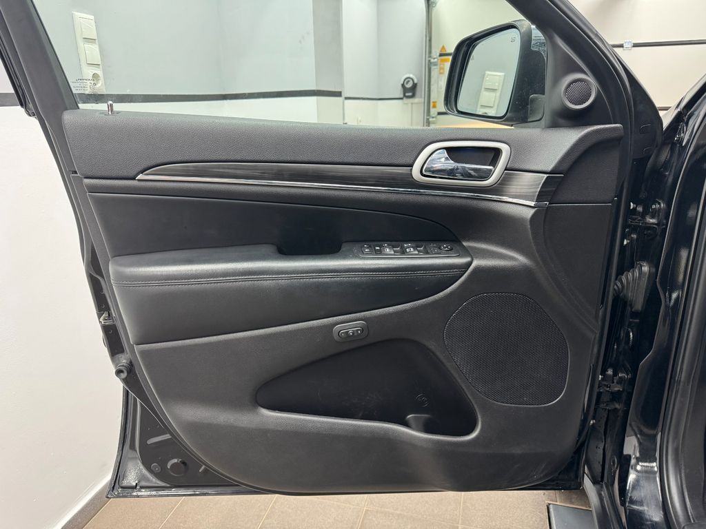 Jeep Grand Cherokee 2020