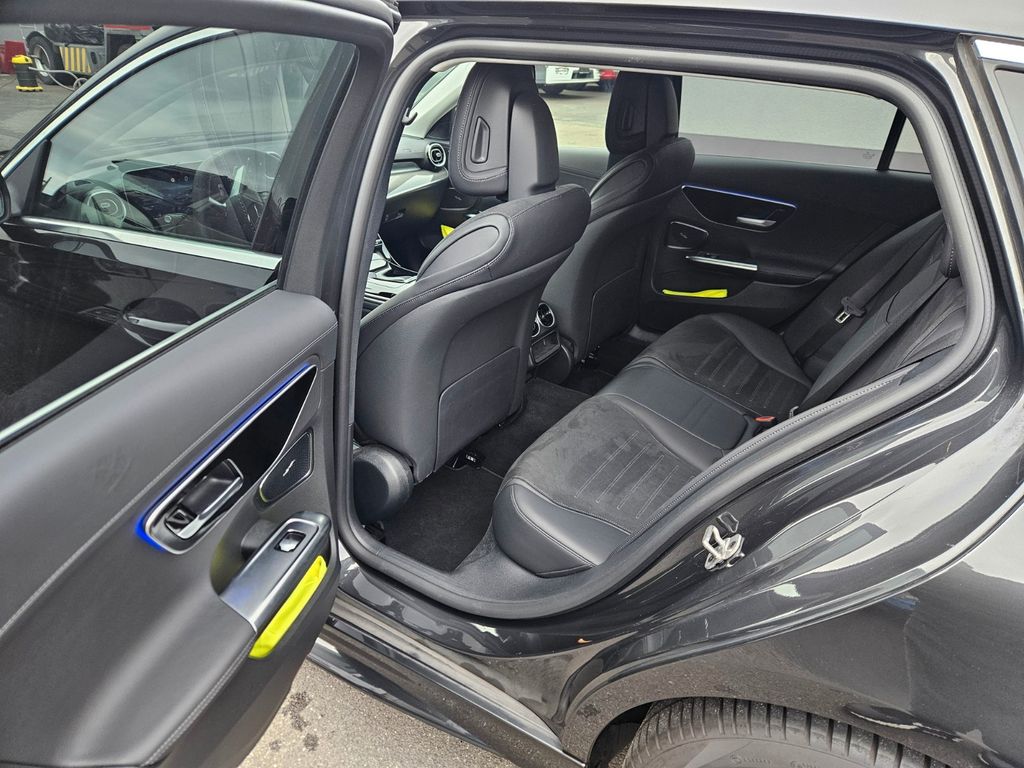 Mercedes-Benz C 200 2024