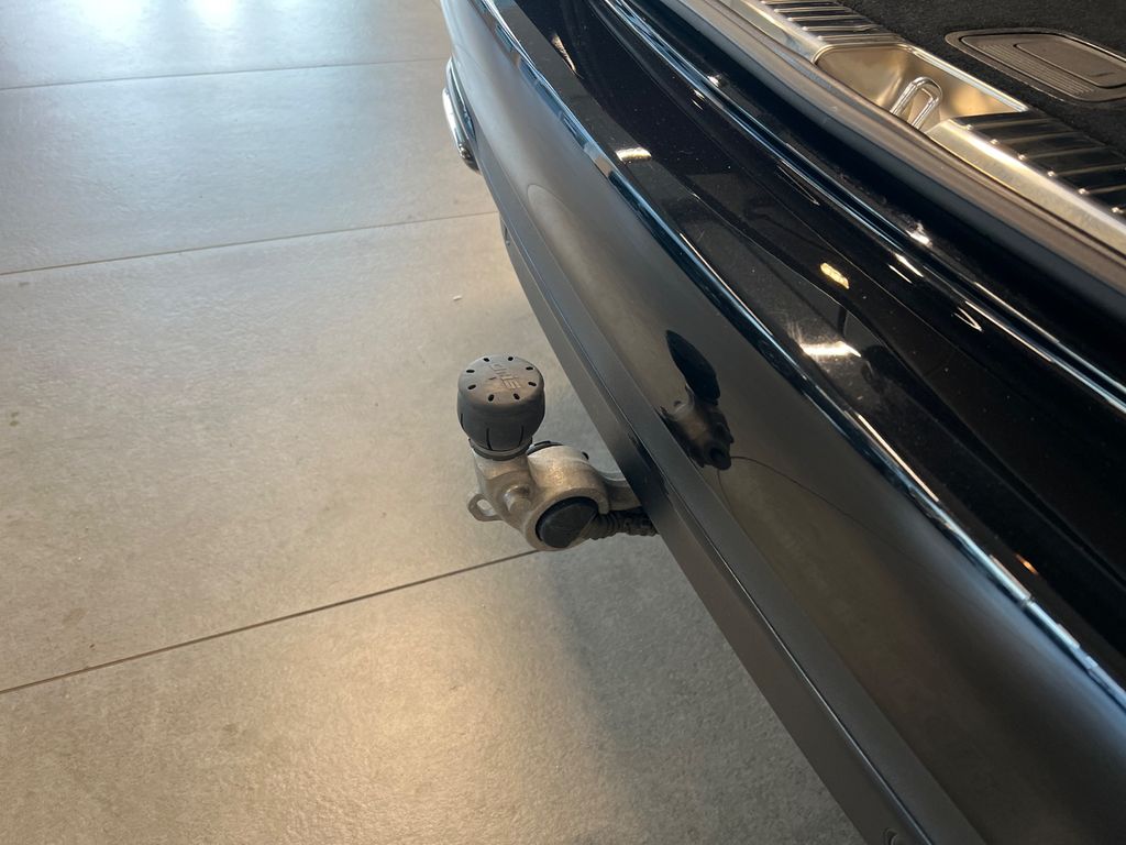 Mercedes-Benz E 300 2022