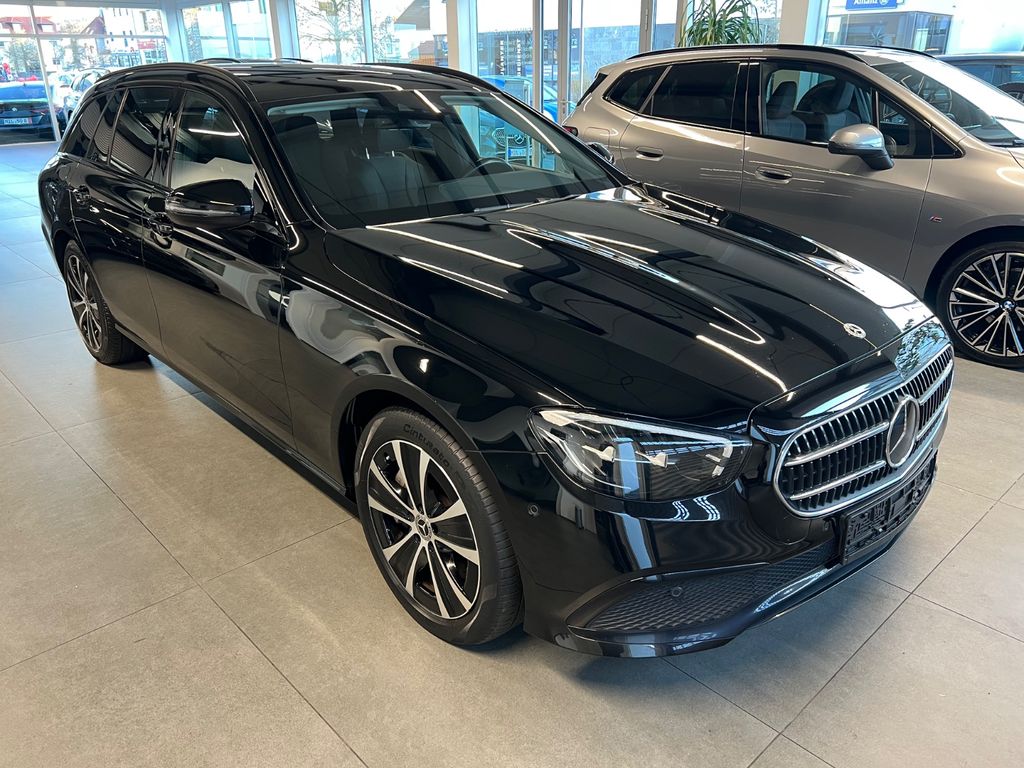 Mercedes-Benz E 300 2022