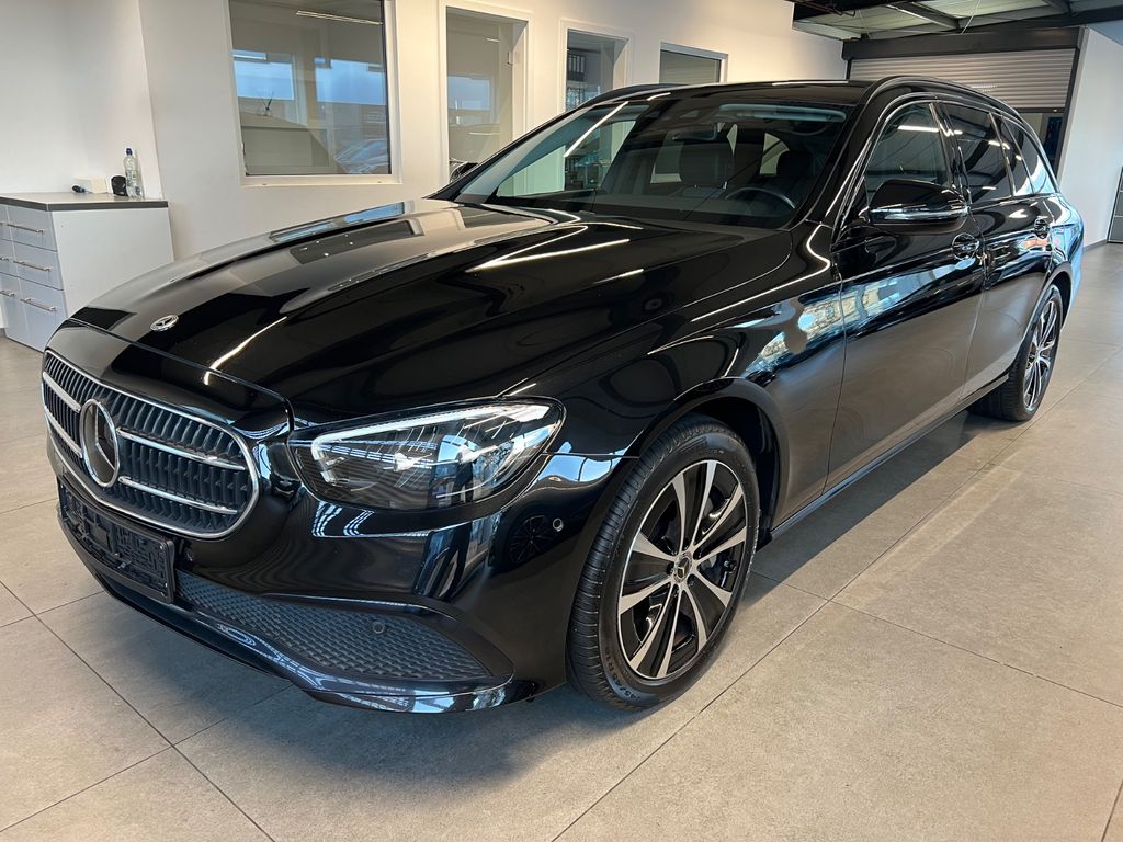 Mercedes-Benz E 300 2022