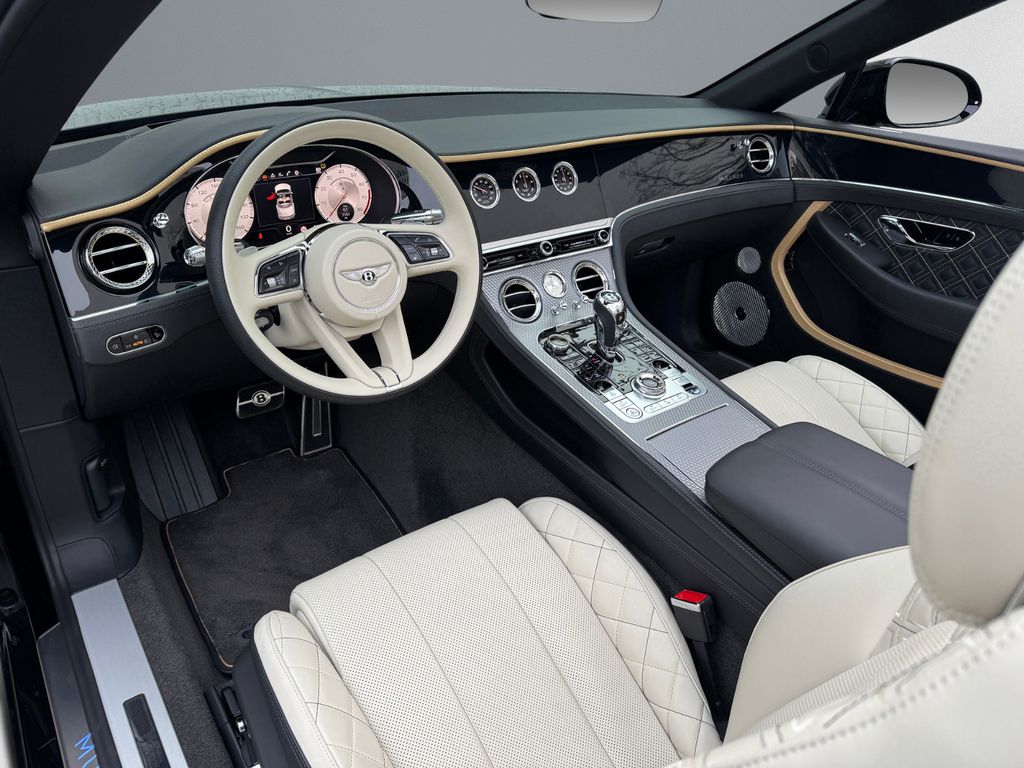 Bentley Continental GTC 2023