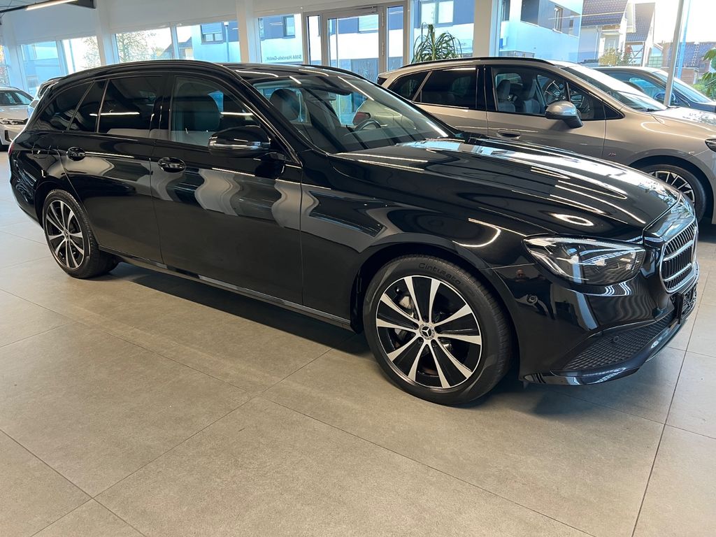 Mercedes-Benz E 300 2022