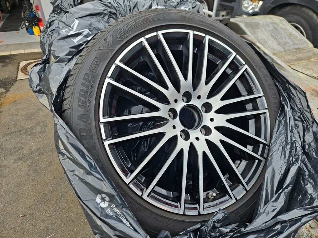 Mercedes-Benz C 200 2024