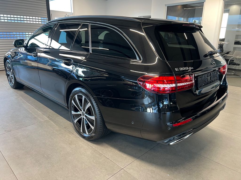 Mercedes-Benz E 300 2022