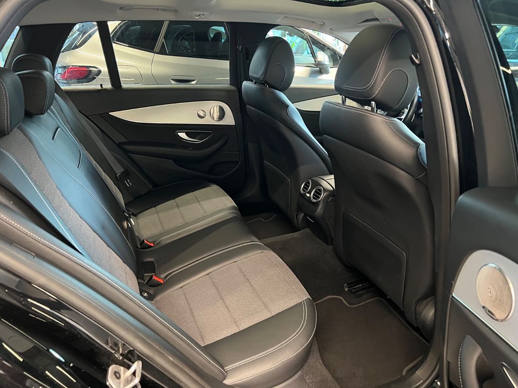 Mercedes-Benz E 300 2022