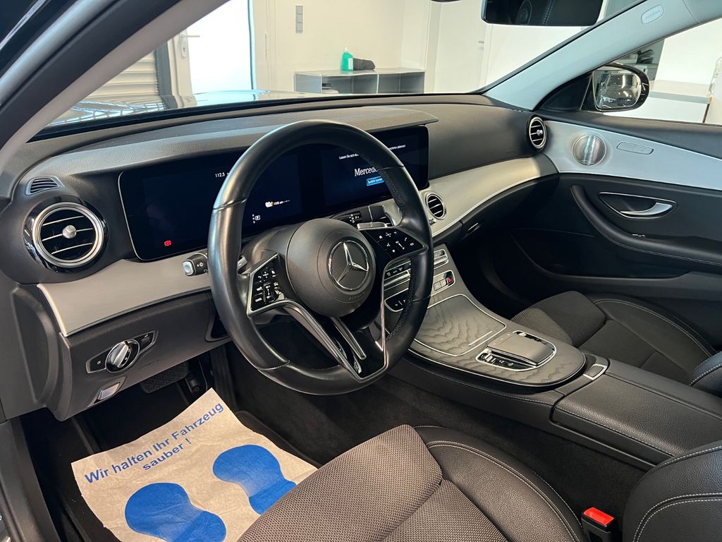 Mercedes-Benz E 300 2022