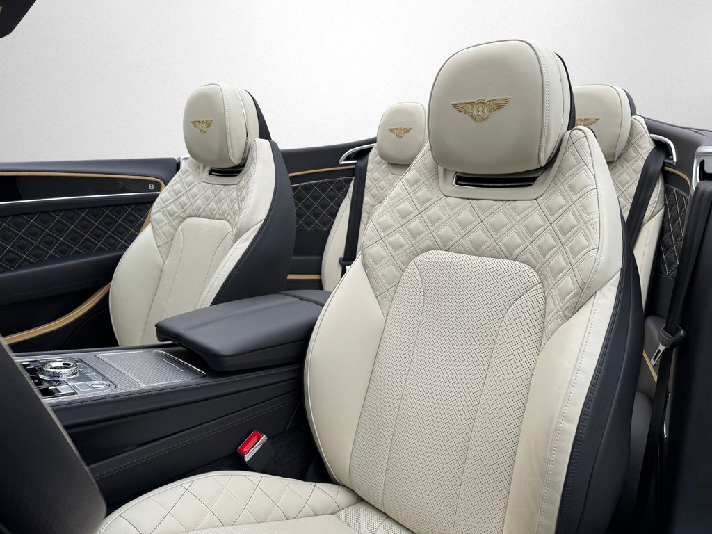 Bentley Continental GTC 2023