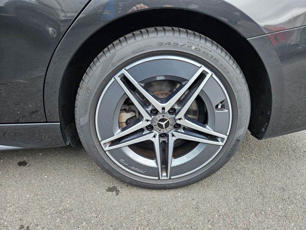 Mercedes-Benz C 200 2024