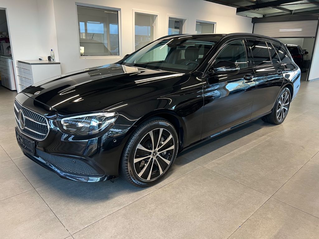 Mercedes-Benz E 300 2022