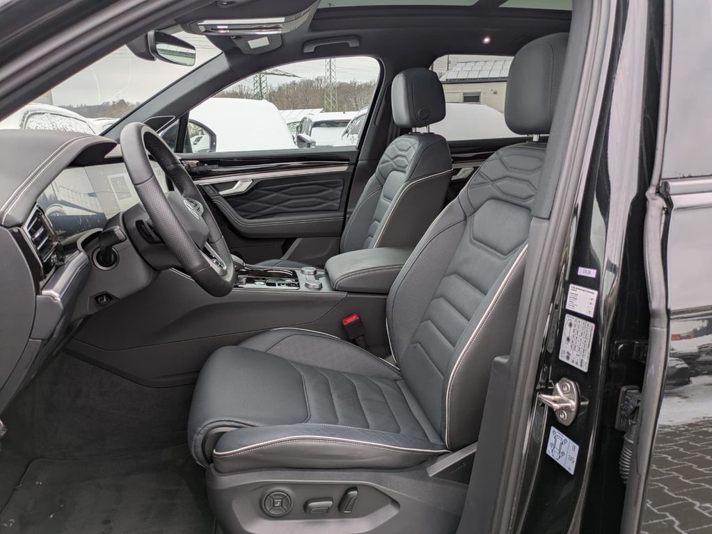 Volkswagen Touareg 2025