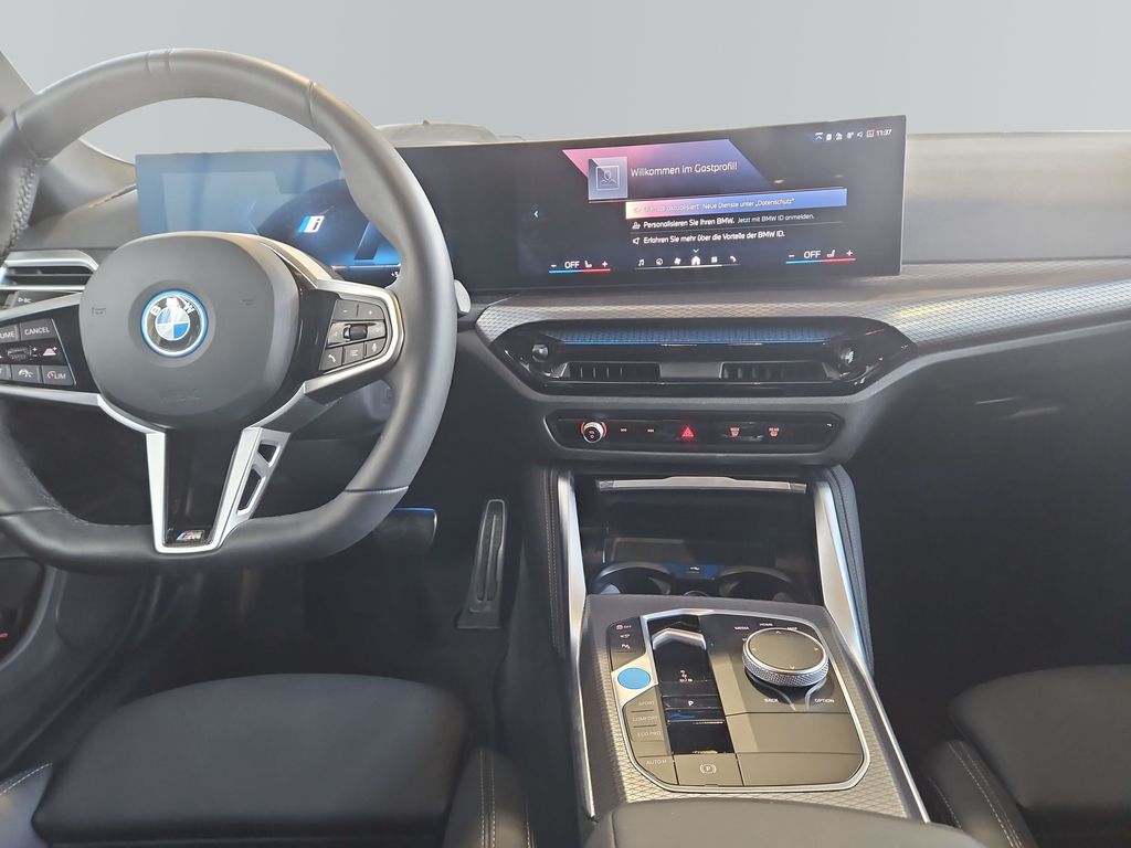 BMW i4 2025