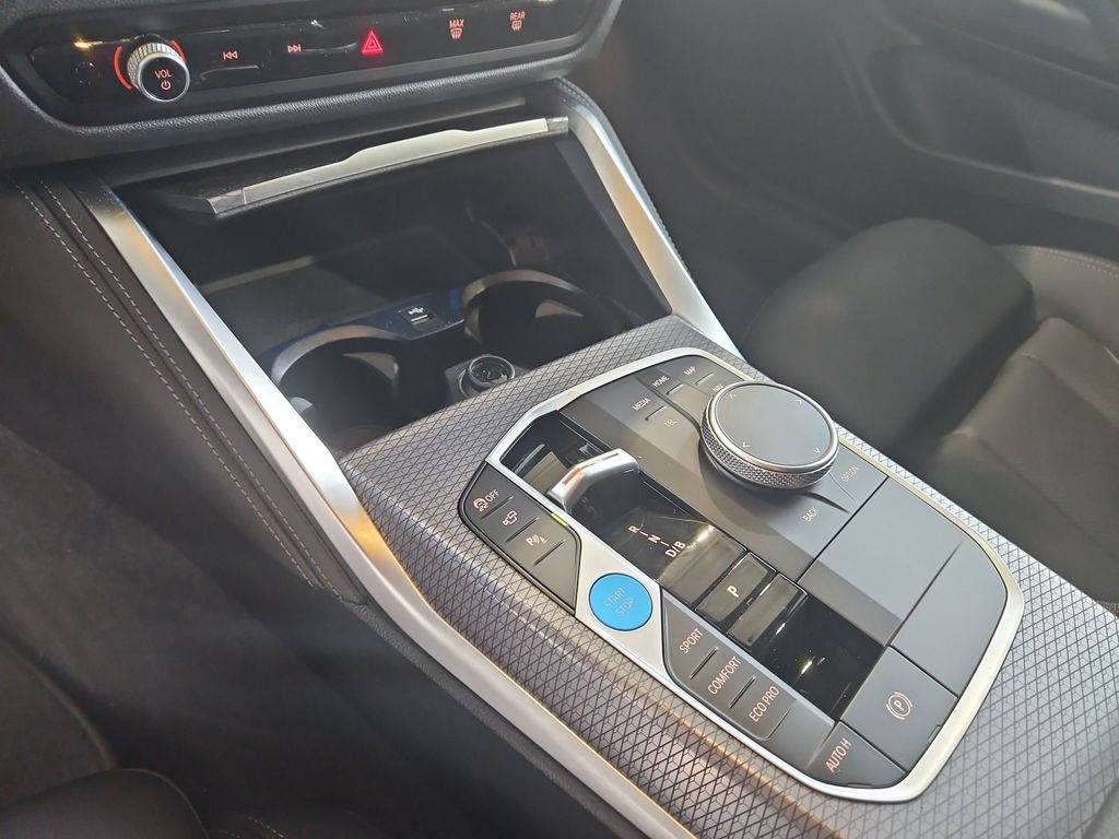 BMW i4 2025