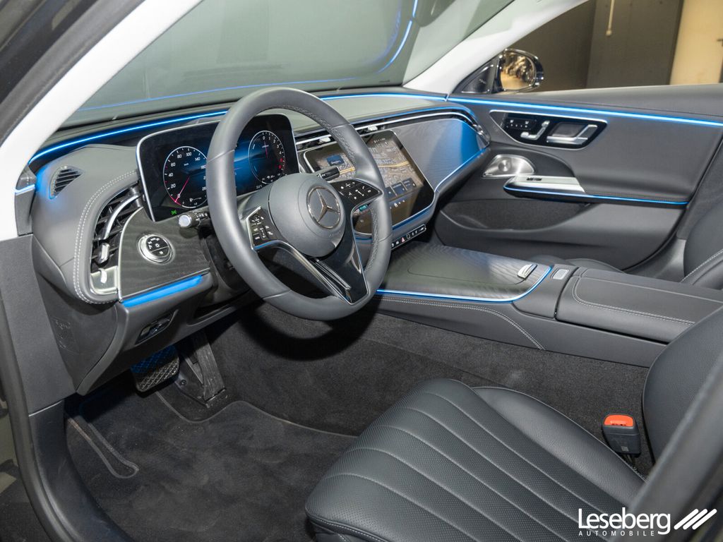 Mercedes-Benz E 300 2025