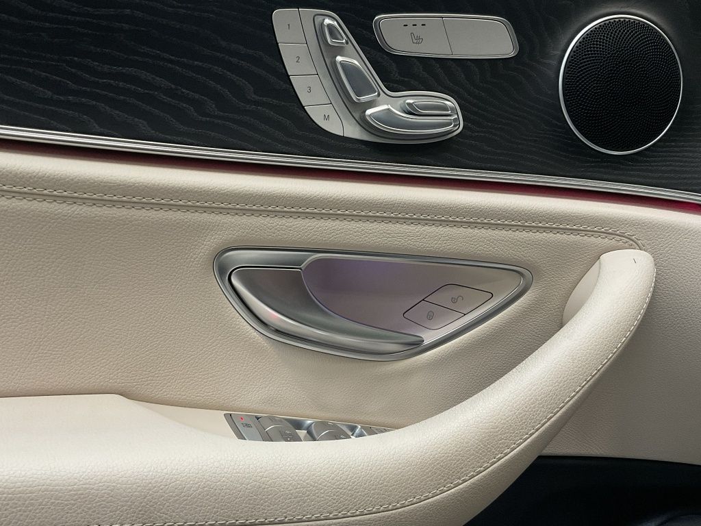 Mercedes-Benz E 300 2021