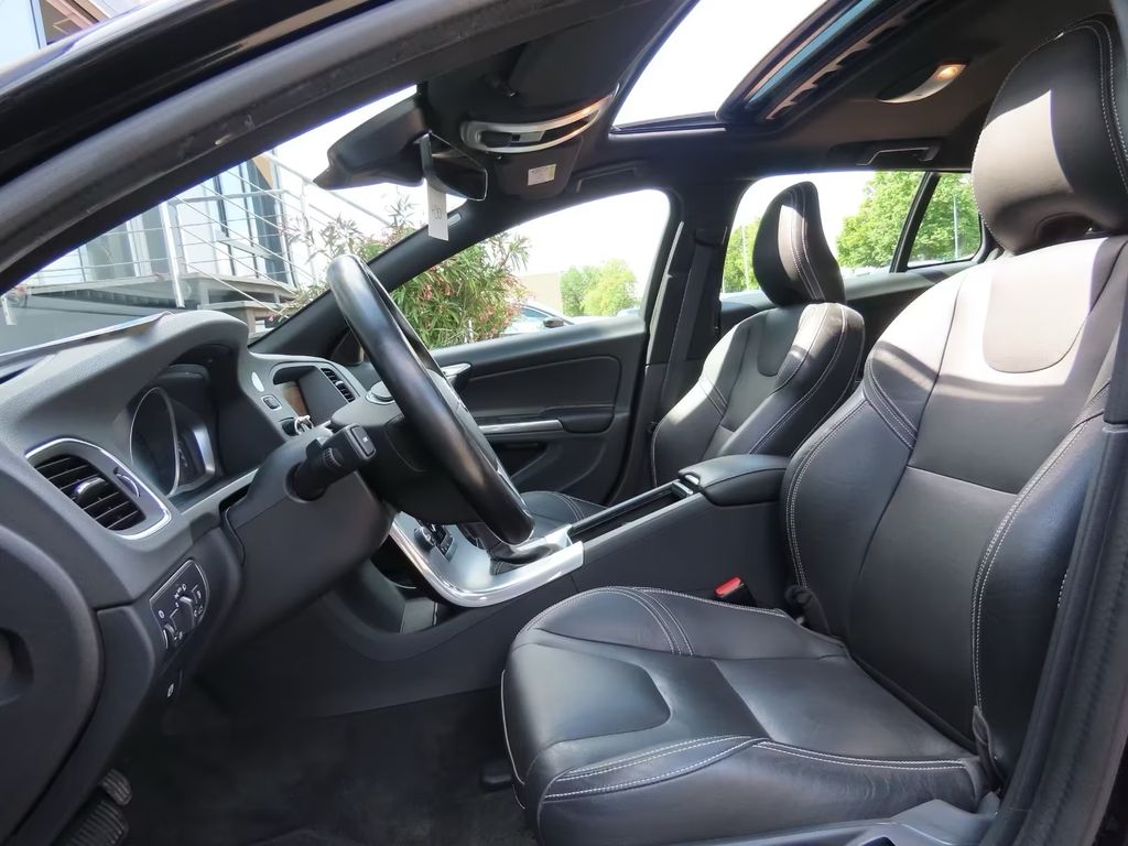 Volvo V60 2018
