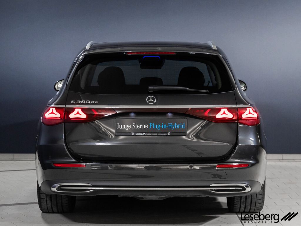 Mercedes-Benz E 300 2025