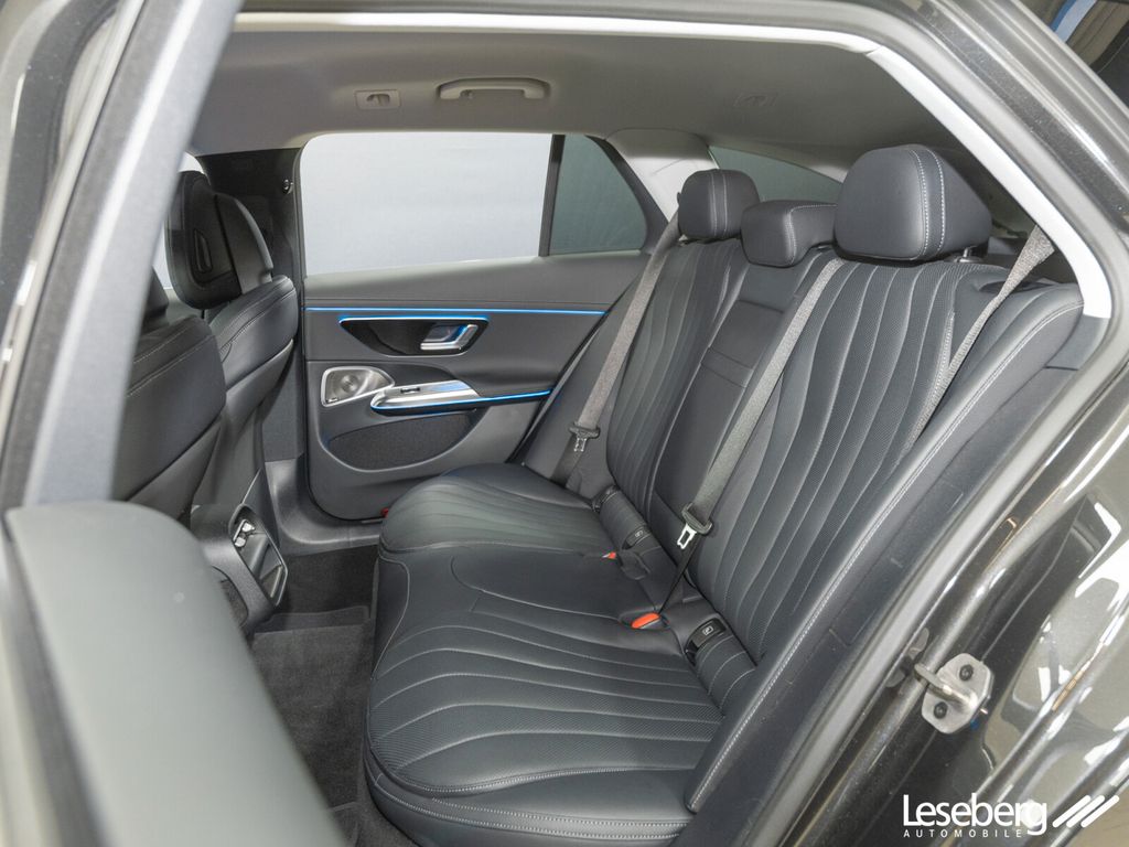 Mercedes-Benz E 300 2025