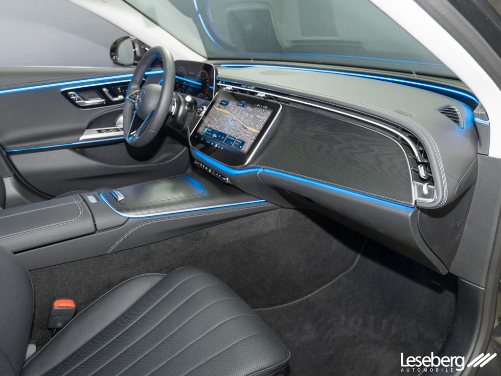 Mercedes-Benz E 300 2025