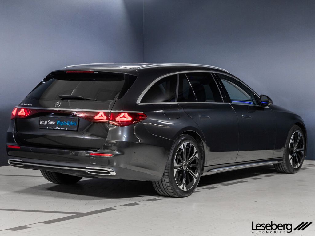 Mercedes-Benz E 300 2025