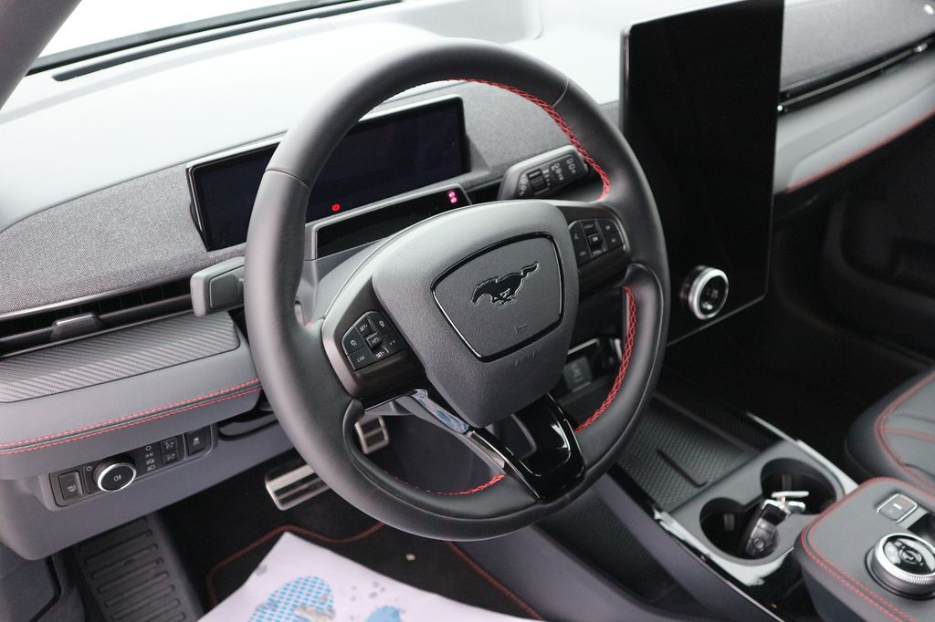 Ford Mustang Mach-E 2023