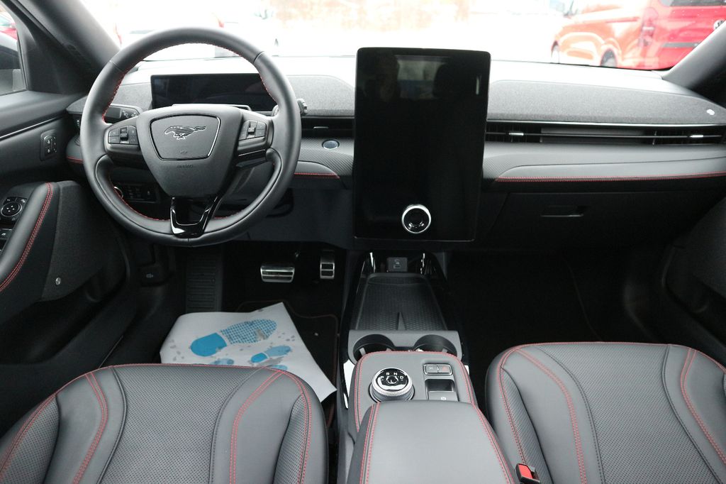 Ford Mustang Mach-E 2023