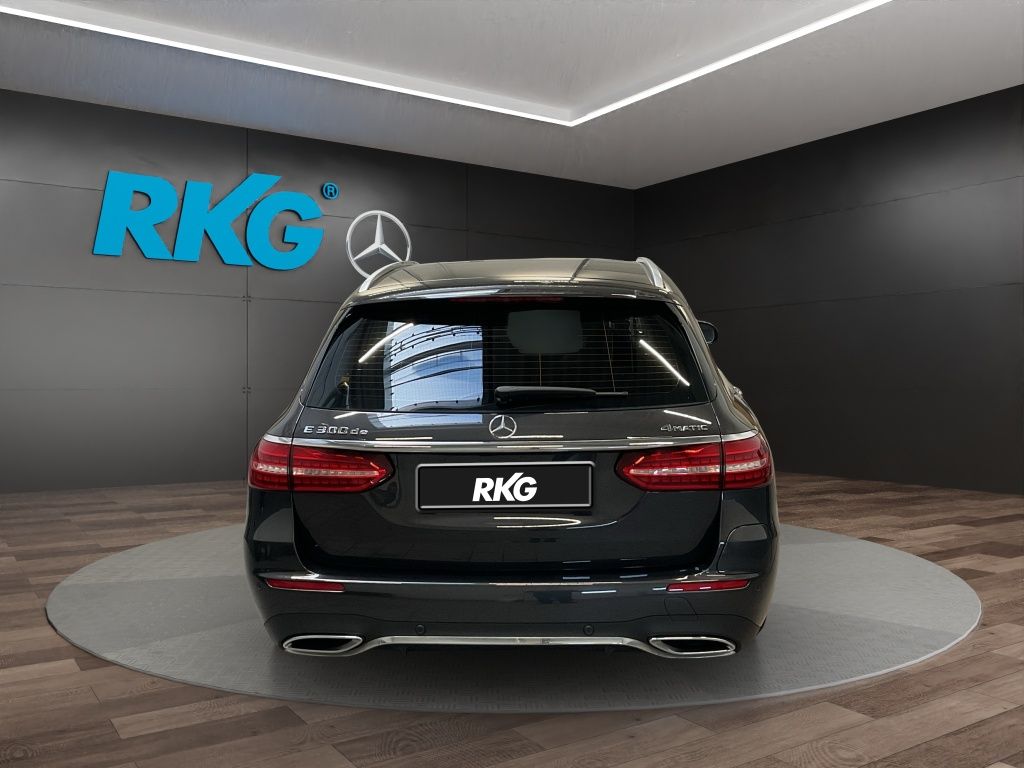 Mercedes-Benz E 300 2021