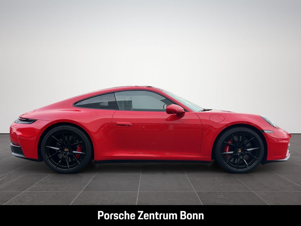 Porsche 992 2025