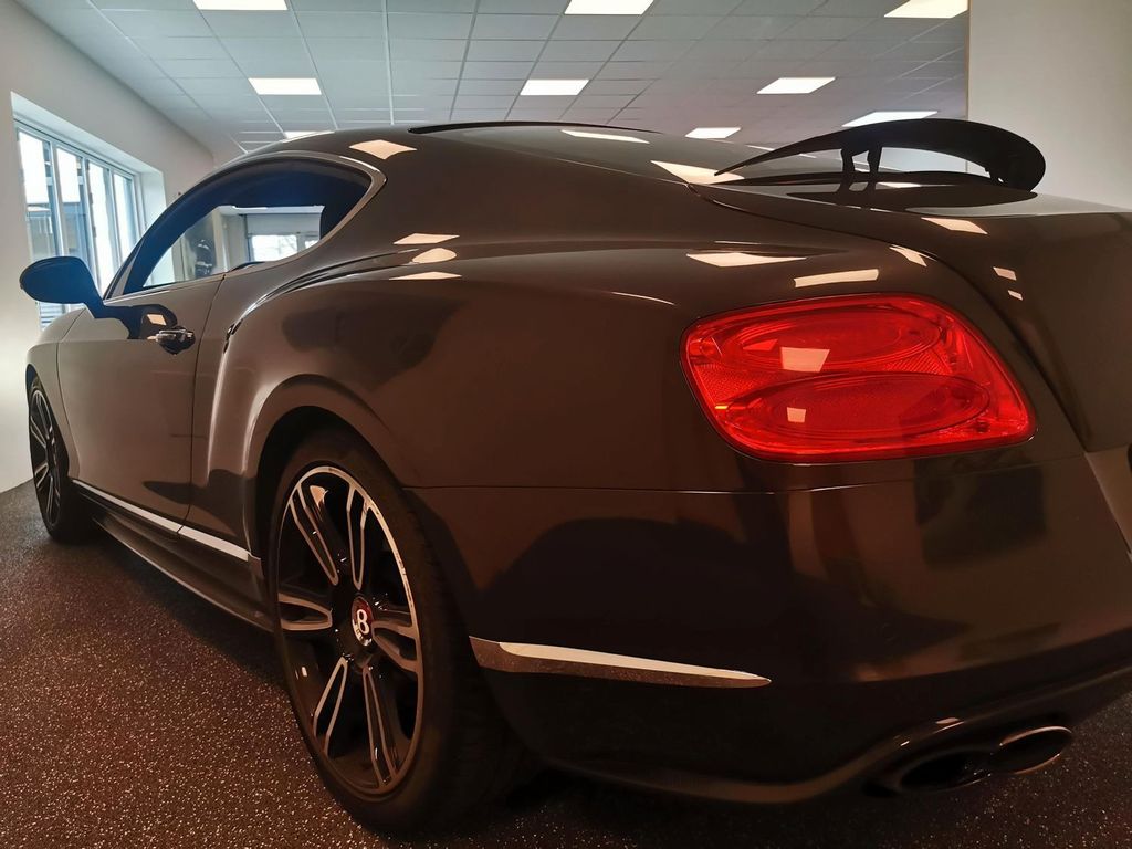 Bentley Continental GT 2012