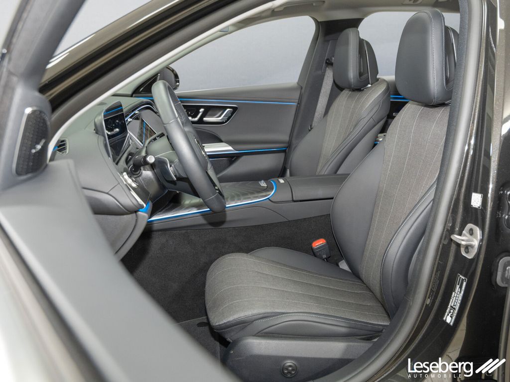 Mercedes-Benz E 300 2025