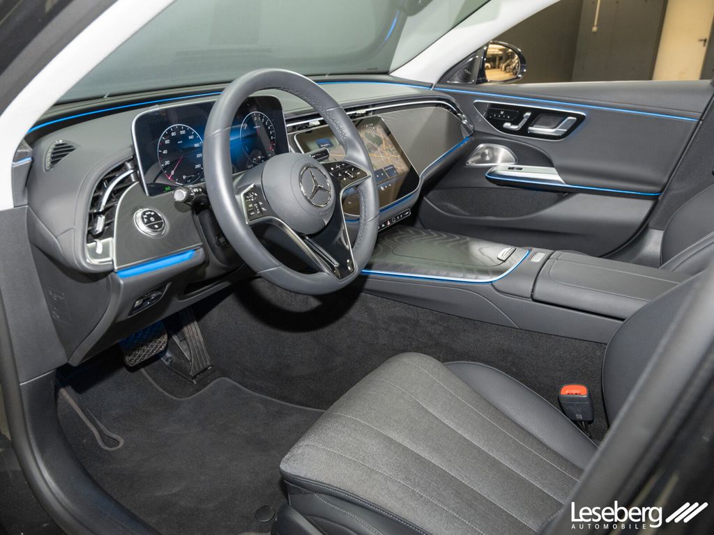 Mercedes-Benz E 300 2025
