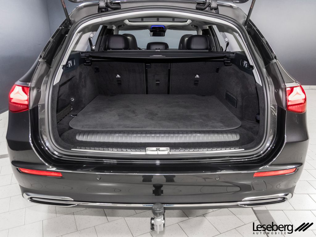 Mercedes-Benz E 300 2025