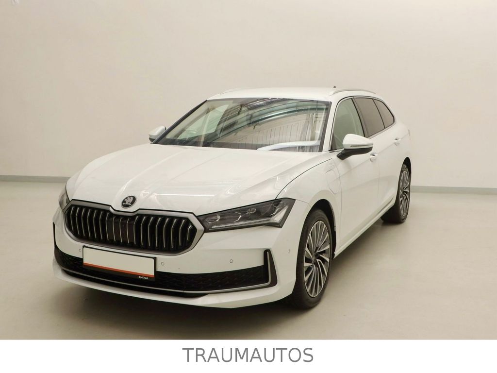 Skoda Superb 2025