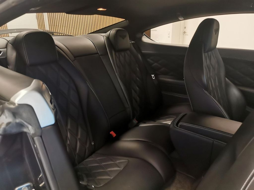 Bentley Continental GT 2012