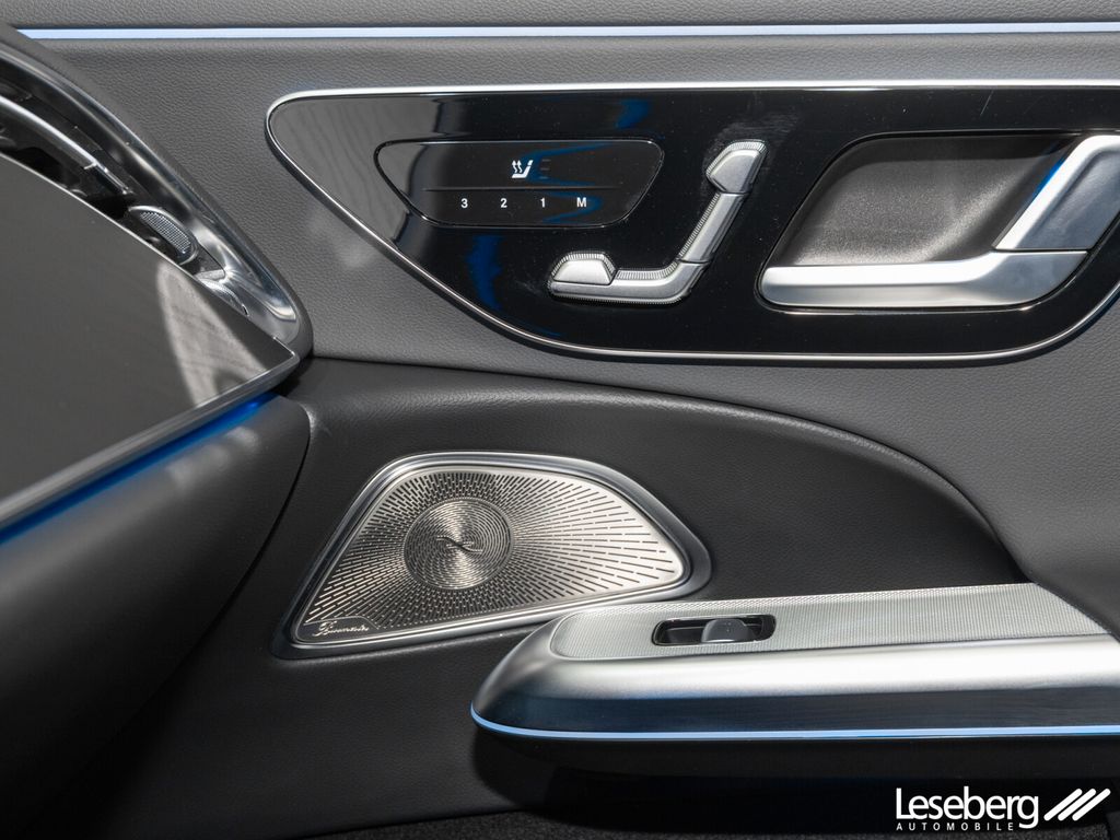 Mercedes-Benz E 300 2025