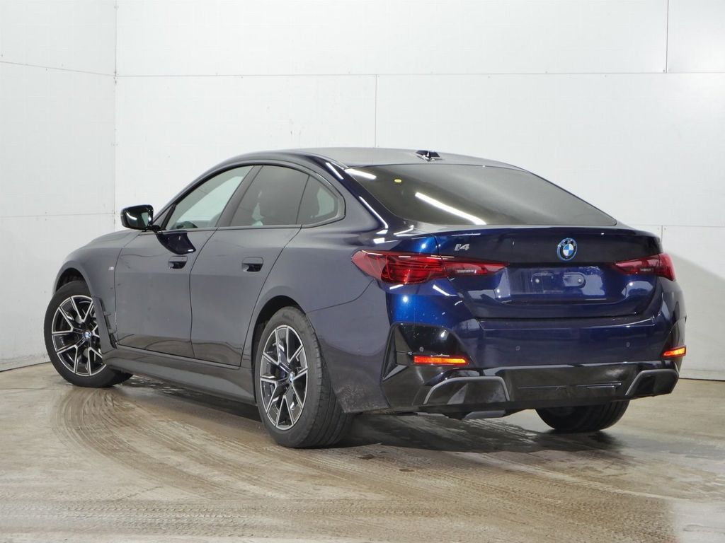 BMW i4 2025