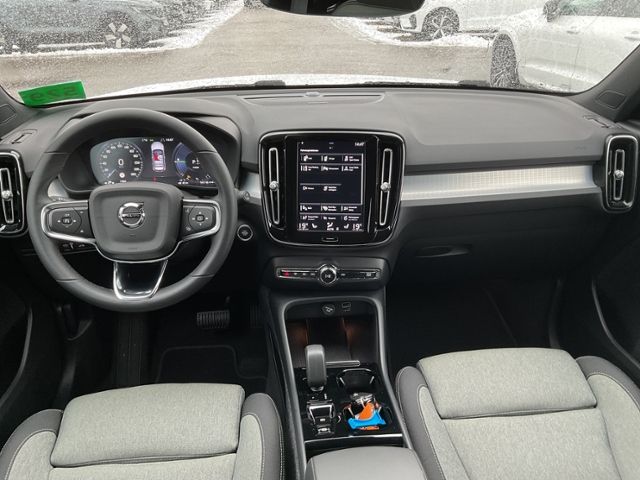 Volvo XC40 2022