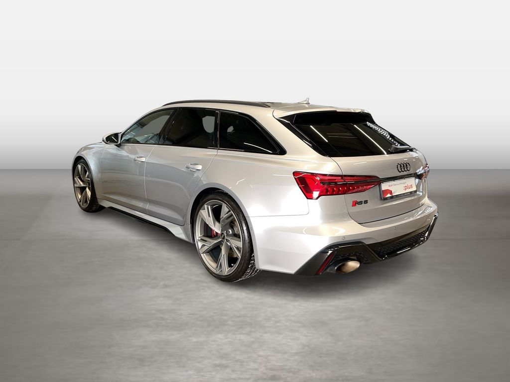 Audi RS6 2021