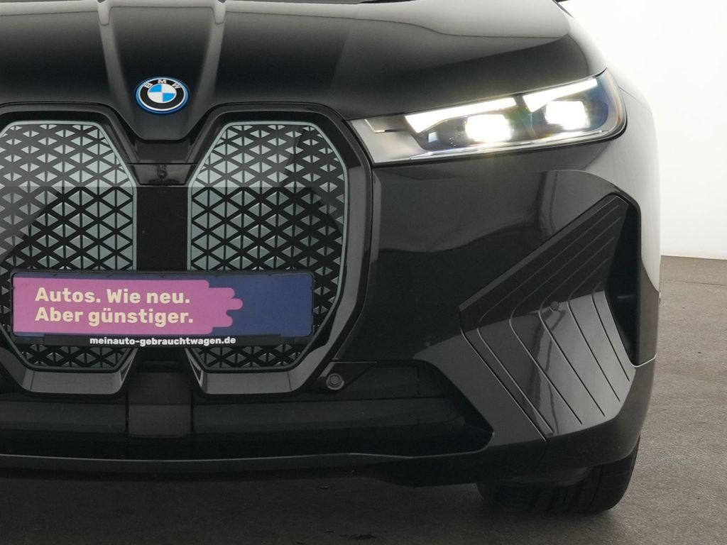 BMW iX 2023