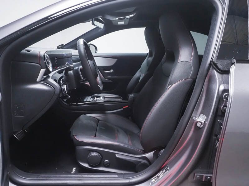 Mercedes-Benz CLA 200 2024