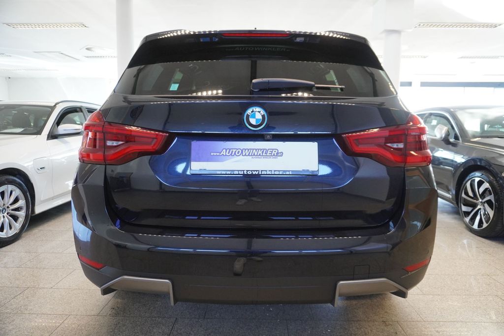 BMW iX3 2021