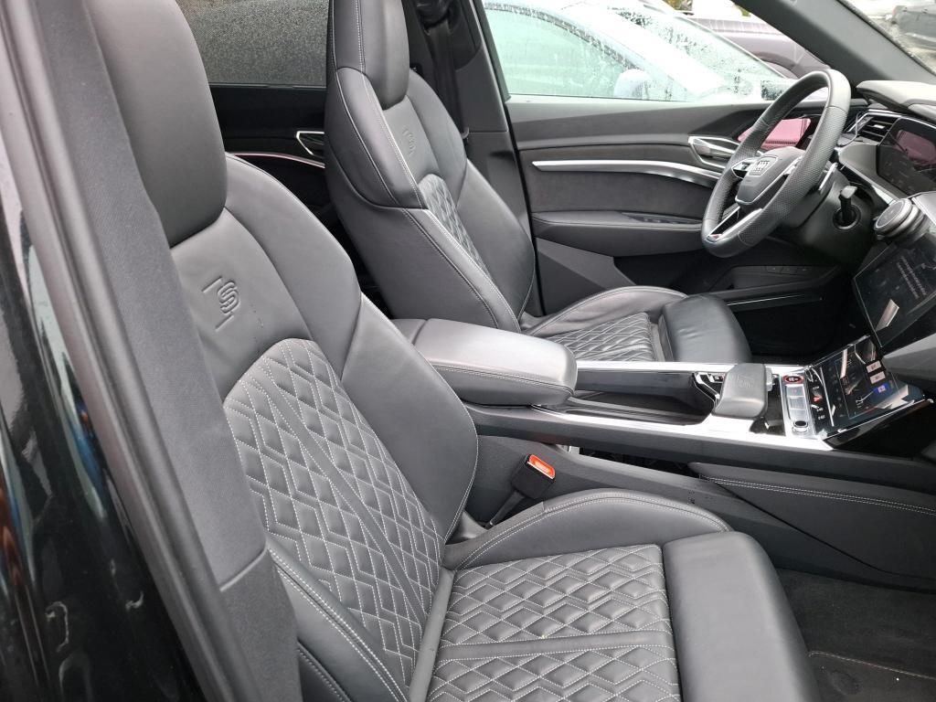 Audi SQ8 e-tron 2023