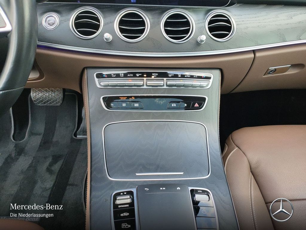 Mercedes-Benz E 300 2022