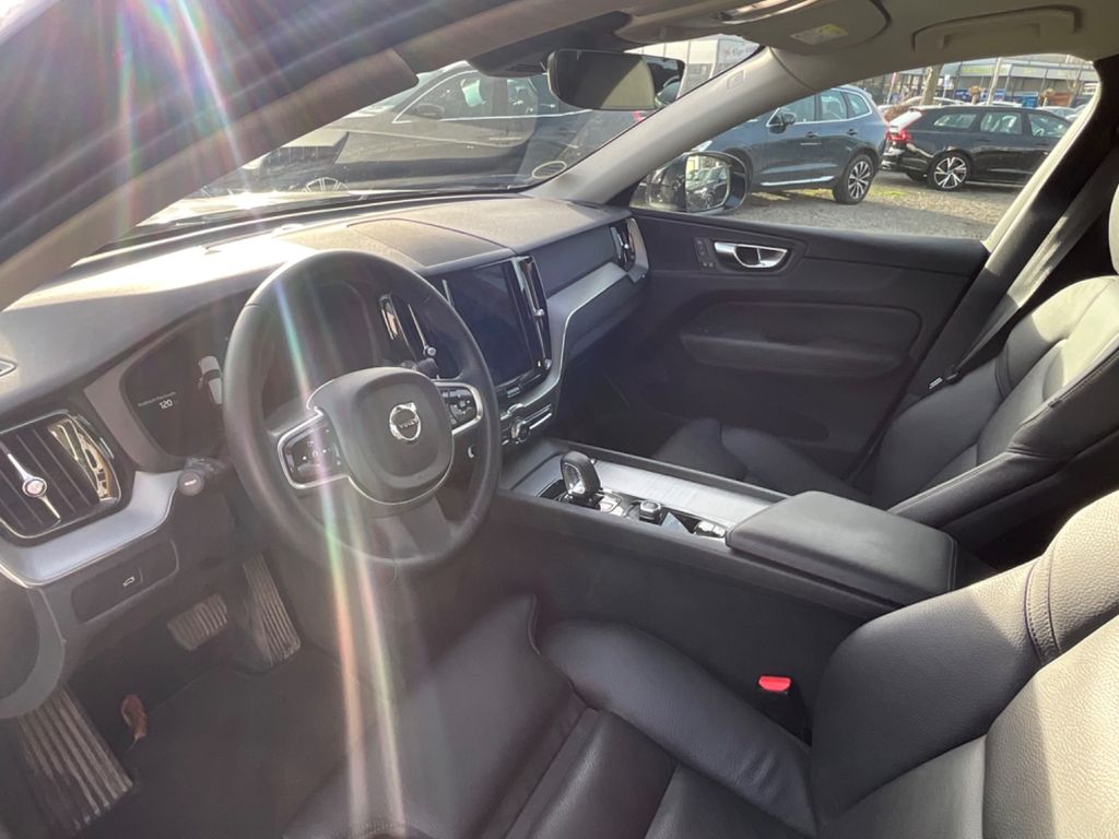 Volvo XC60 2022