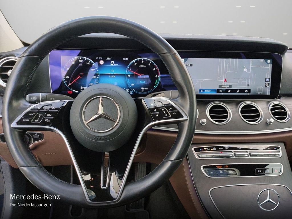 Mercedes-Benz E 300 2022
