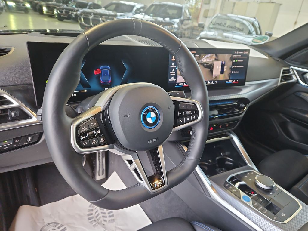 BMW i4 2025