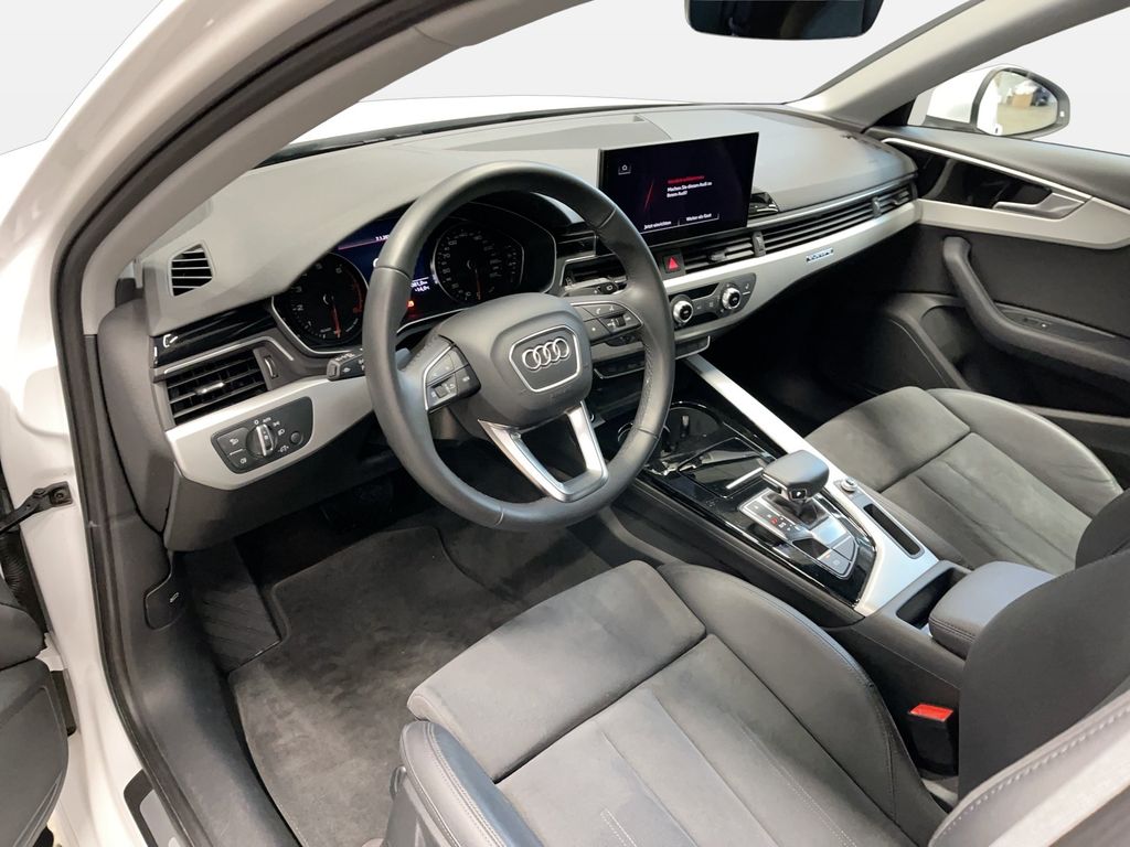 Audi A4 2023