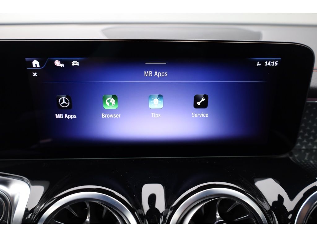 Mercedes-Benz EQB 2024