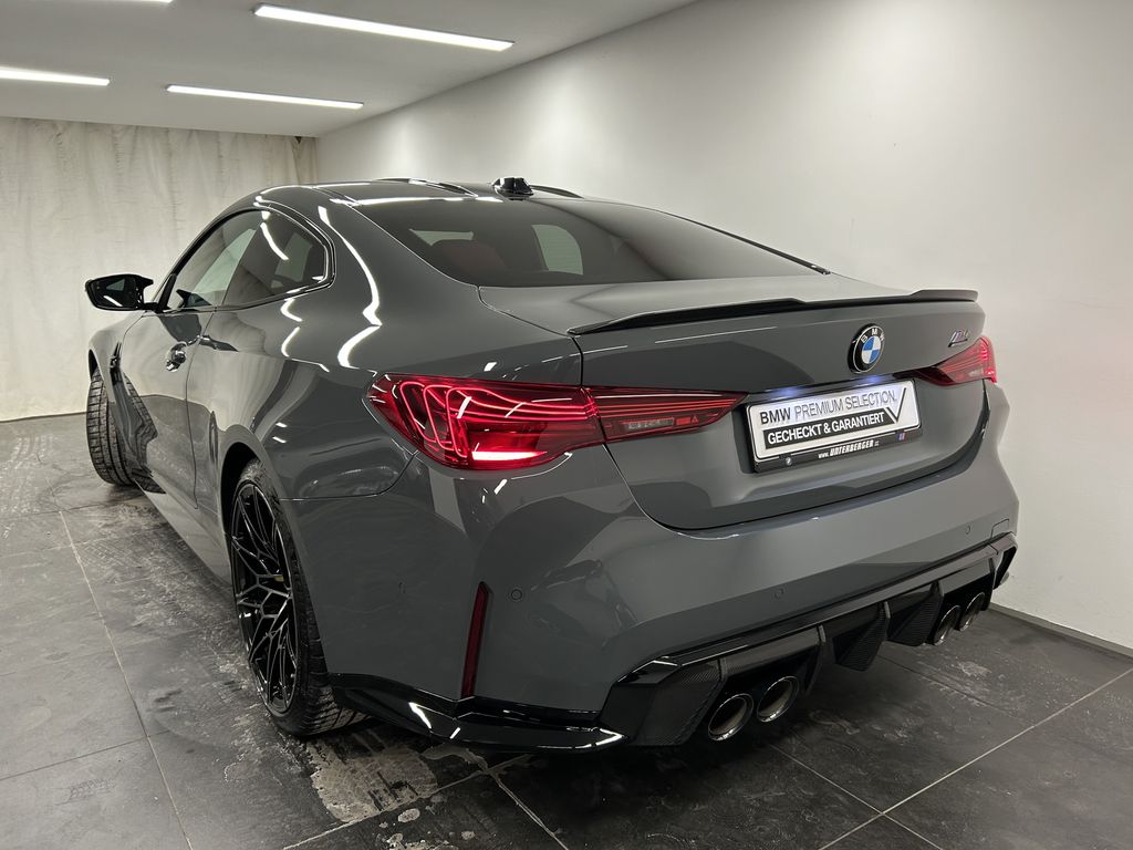 BMW M4 2024
